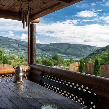 Творча Садиба Svalyava Ngoại thất bức ảnh