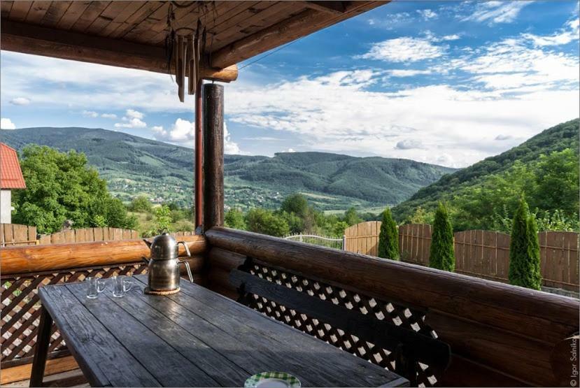 Творча Садиба Svalyava Ngoại thất bức ảnh